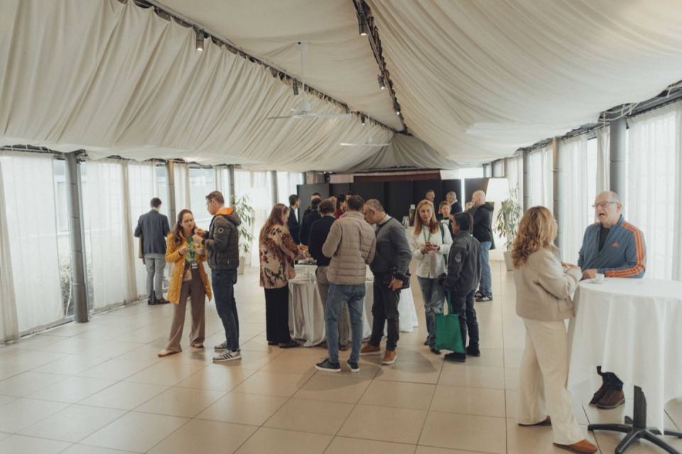 Welcome aperitif among attendees